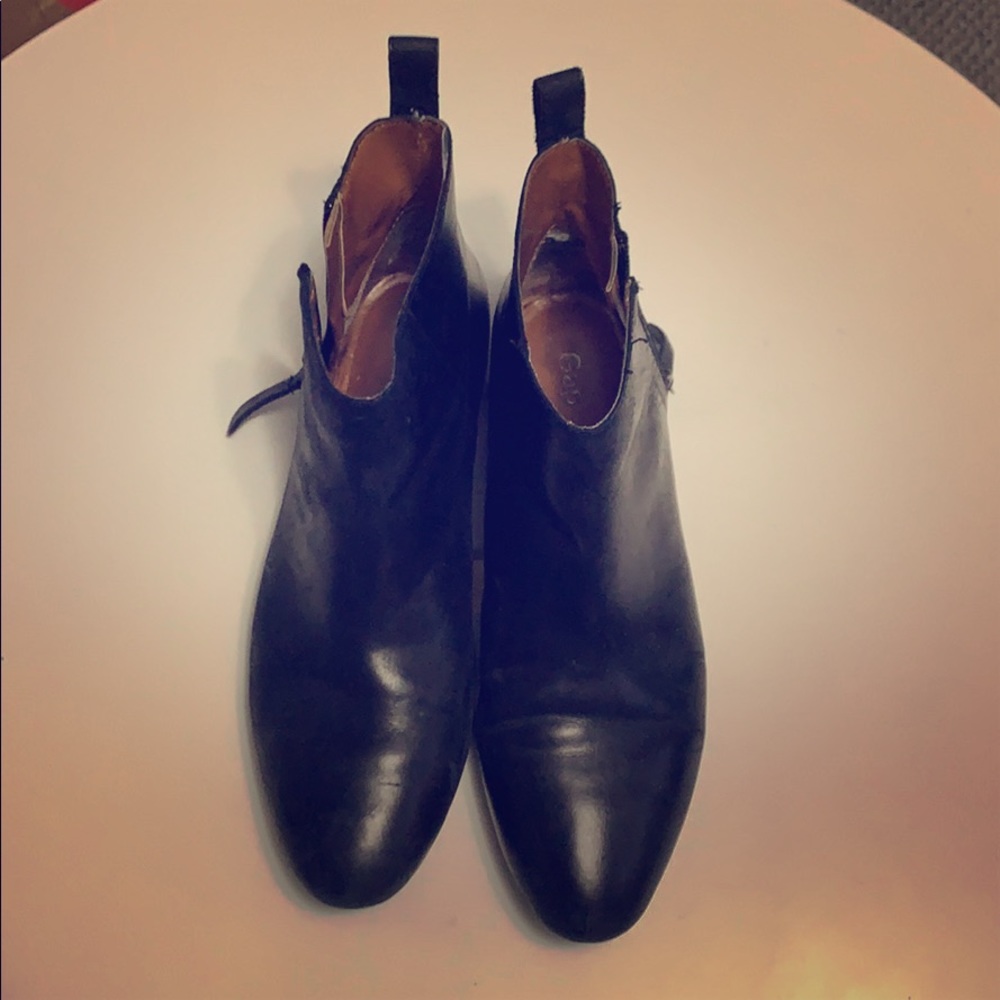 Women’s Gap Beatle Boots, Size 7